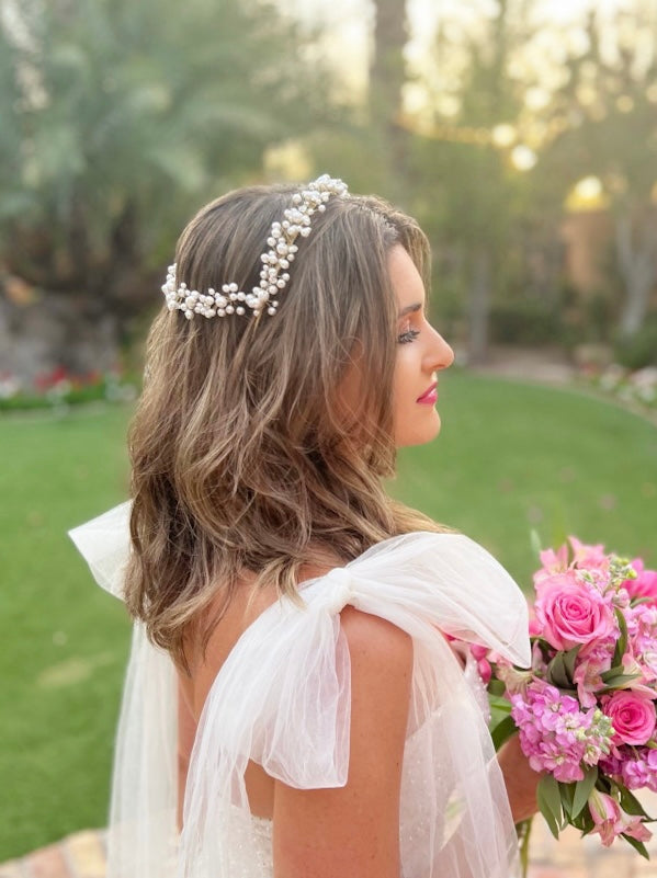 Lindsay Marie Romantique Crystal & Pearl Hair Vine Lindsay Marie Design (@lindsaymariedesign) • Facebook main image 4